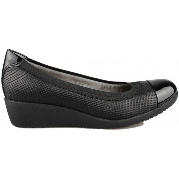 CLARKS PETULA SADIE BLACK