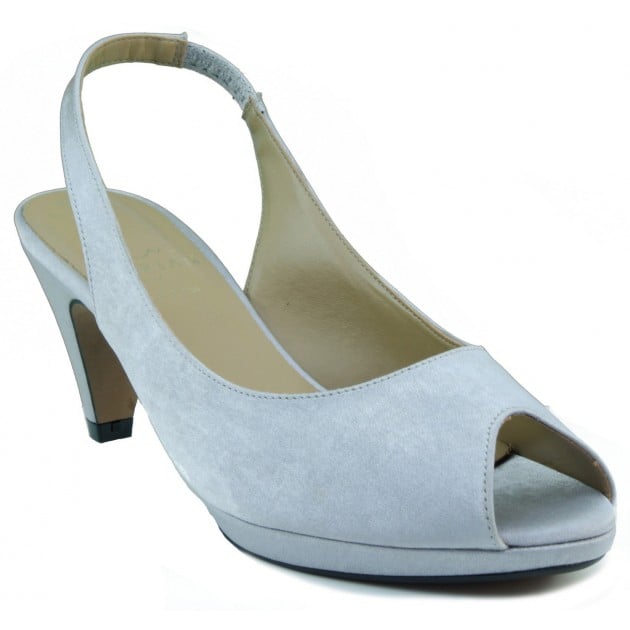 MARIAN ZAPATO SALON DE FIESTA PARA MUJER TACON BAJO PLATA