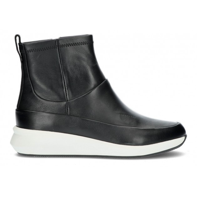 BOTINES CLARKS UN RIO FREE BLACK BOTINES CLARKS UN RIO FREE BLACK