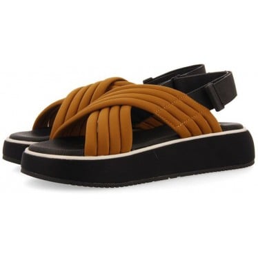 Sandalias deportivas Gioseppo Bryher 71062 CUERO