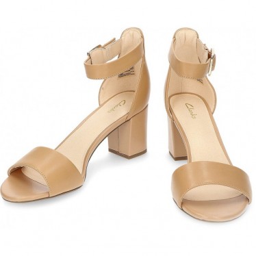 SANDALIAS CLARKS DEVAMAE CAMEL