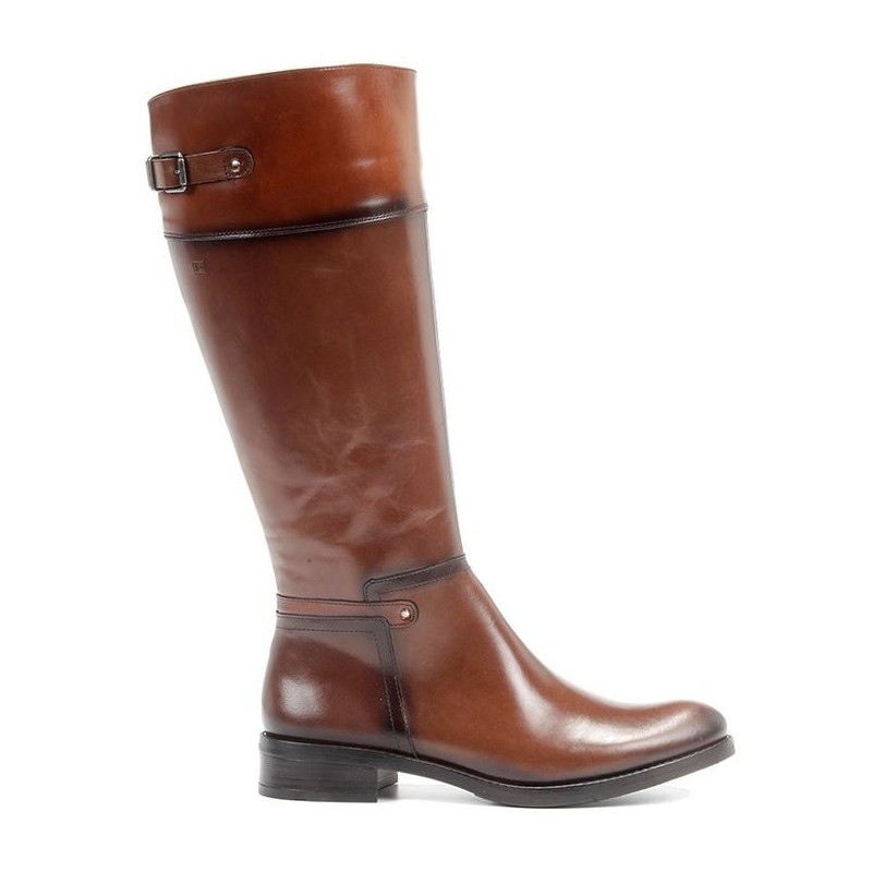 BOTAS FLUCHOS TIERRA D7687 CUERO
